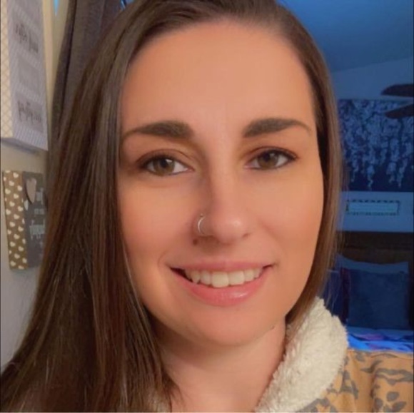 Meet your Posher, Kristen - Picture 1 of 1